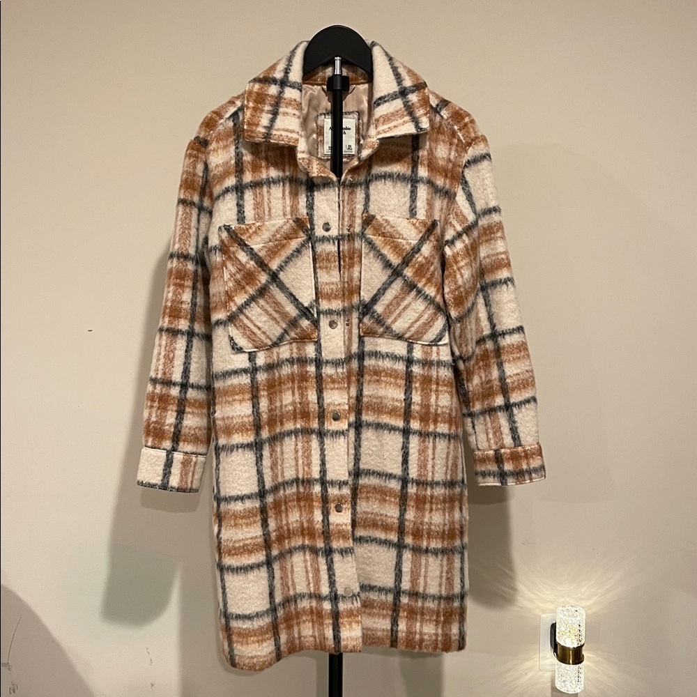 Abercrombie & Fitch Plaid Utility Jacket in Cream and Tan